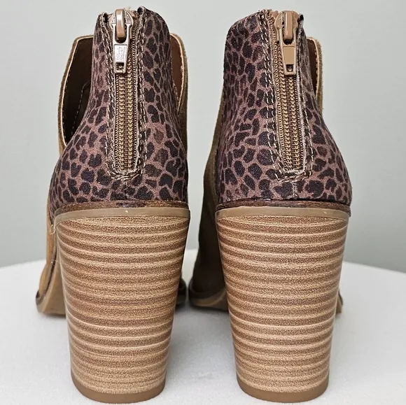 DV8 Dolce Vita Shai Leopard Tan Suede Heeled Bootie 7.5