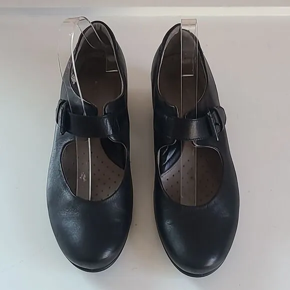 ECCO Mary Jane Low Heel Sculptured Buckle Black Leather Women’s Size EU40 US9.5