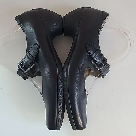 ECCO Mary Jane Low Heel Sculptured Buckle Black Leather Women’s Size EU40 US9.5