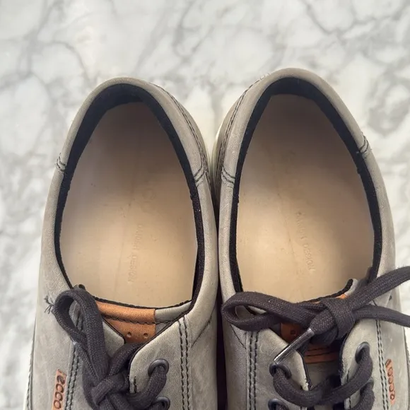 ECCO Shoes Mens Sz 11 Gray Soft Leather Causal Every Day Low Top Sneaker
