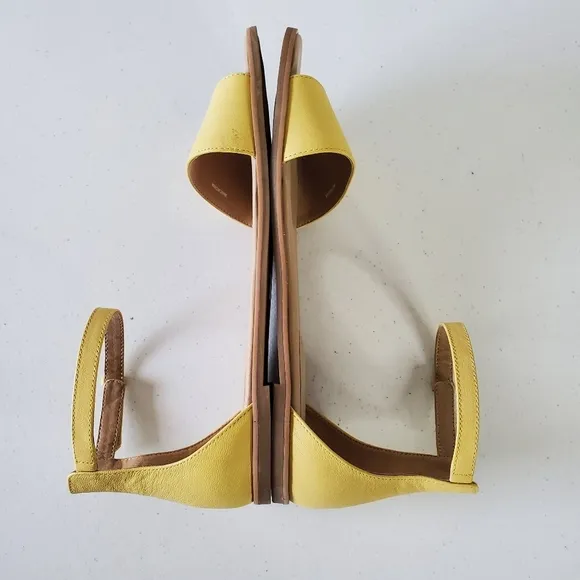 Eileen Fisher Razz Tumbled Leather Sandals Size 10 Ankle Strap Elegant Flats
