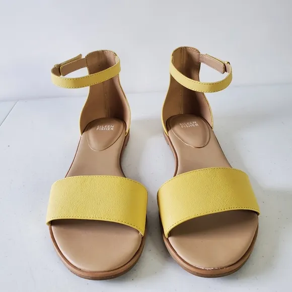 Eileen Fisher Razz Tumbled Leather Sandals Size 10 Ankle Strap Elegant Flats