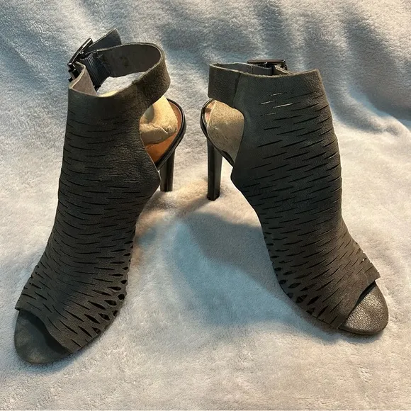 Elegant Gray Peep-Toe Heels, size 8.5