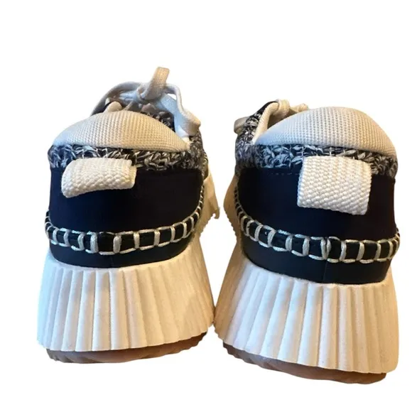 EUC DOLCE VITA Dolen Denae Womens Shoes Sneakers Cream and Navy Platform Size 9