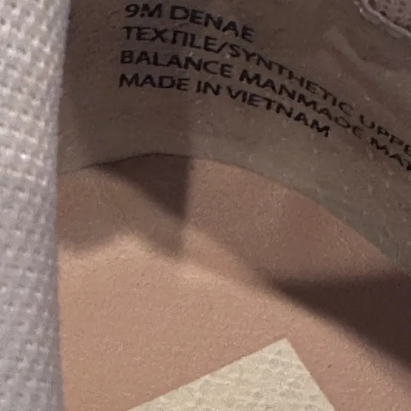EUC DOLCE VITA Dolen Denae Womens Shoes Sneakers Cream and Navy Platform Size 9