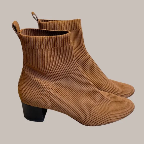 Everlane The Glove Ribbed Knit Toffee Ankle Stretch Block Heel Boots Size 10