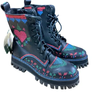 Farm Rio Black Mid Boots Heart Stitched Lace Up Women's Size 8 New Without Box