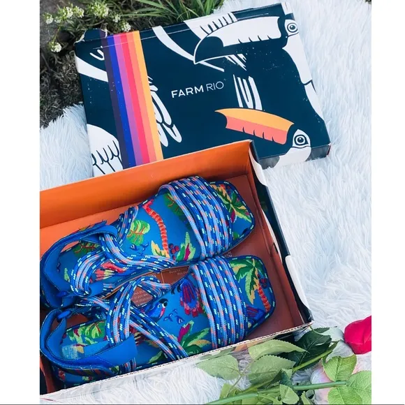 FARM Rio Blue Macaw Platform Sandals