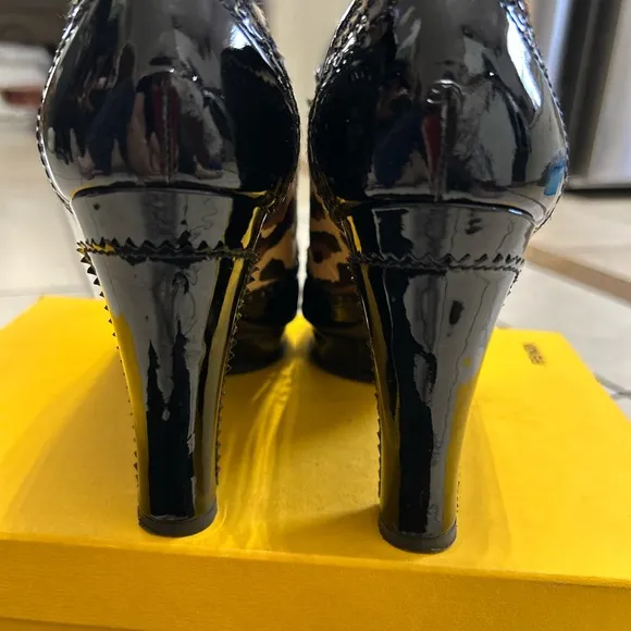 FENDI LACE-UP BOOTIE/BLACK PATENT LEATHER &amp;LEOPARD CALF-HAIR/SIZE 40IT-9US/ITALY