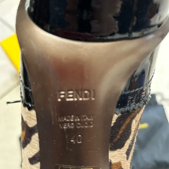 FENDI LACE-UP BOOTIE/BLACK PATENT LEATHER &amp;LEOPARD CALF-HAIR/SIZE 40IT-9US/ITALY
