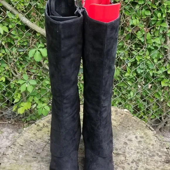 Fergalicious Boots by Fergie/Black Suede Boots