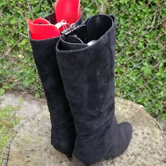 Fergalicious Boots by Fergie/Black Suede Boots