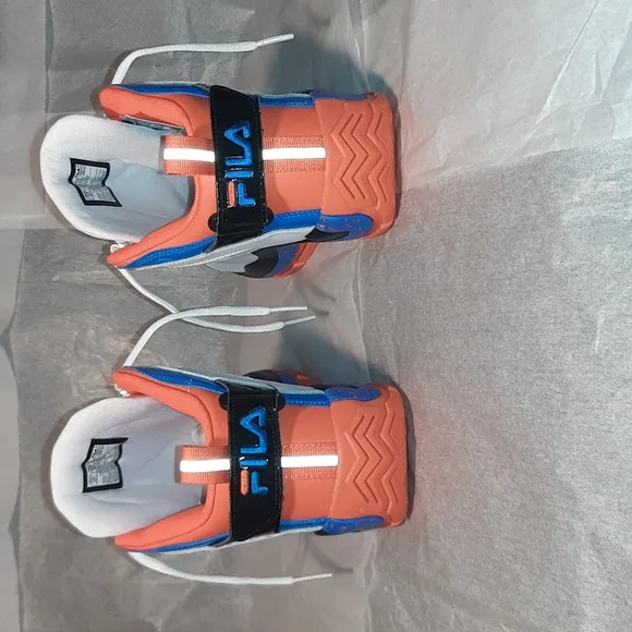 Fila Grant Hill Sneakers. Brand NEW with Tag. Men 10.5. Retro 90's