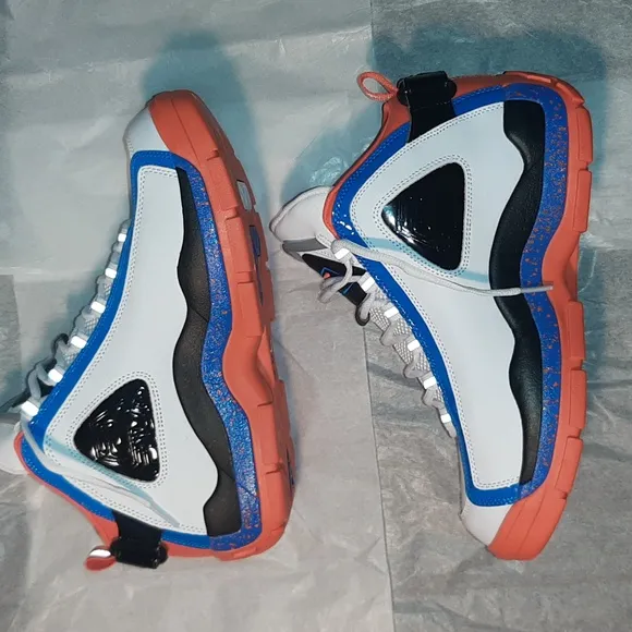 Fila Grant Hill Sneakers. Brand NEW with Tag. Men 10.5. Retro 90's