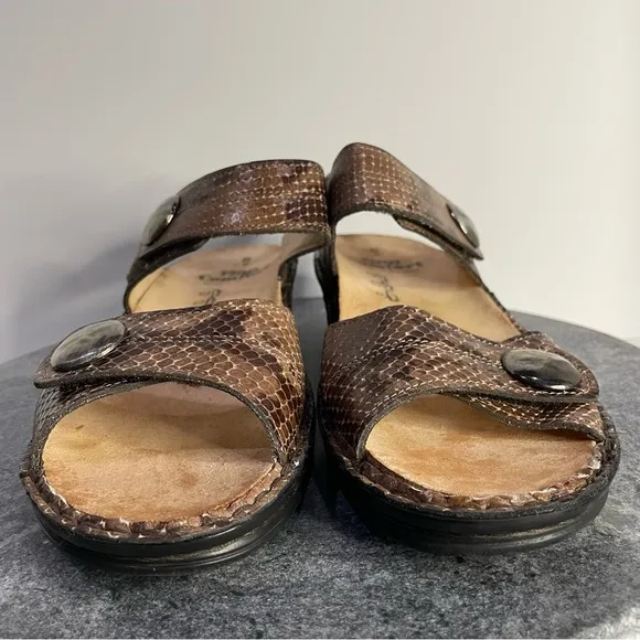 Finn Comfort Alanya Brown Snakeskin Wedge Sandals Heels 9