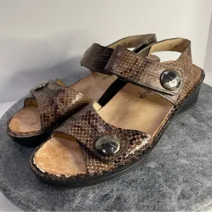 Finn Comfort Alanya Brown Snakeskin Wedge Sandals Heels 9