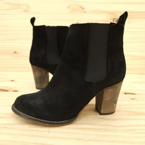 Firth Womens Heeled Chelsea Boots Sz 8 39 Black Suede Chic Preppy Western Bootie