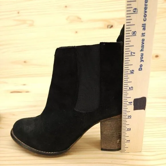 Firth Womens Heeled Chelsea Boots Sz 8 39 Black Suede Chic Preppy Western Bootie