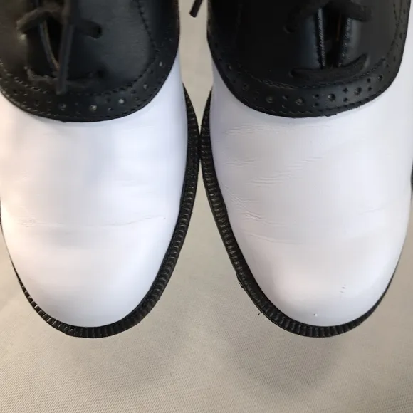 FJ FOOTJOY Men's Golf Shoes White/Black 7 1/2 M Rubber‎ Cleats Leather 57009