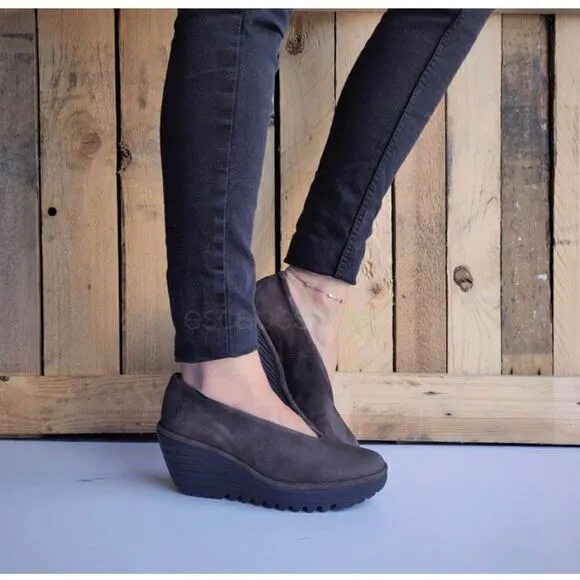 FLY LONDON Yellow Yaz Ranch  Platform Shoes in Chocolate Size 39