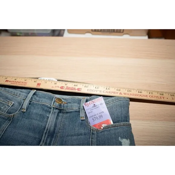 Frame Denim Le Cutoff shorts New womens 26 raw hem