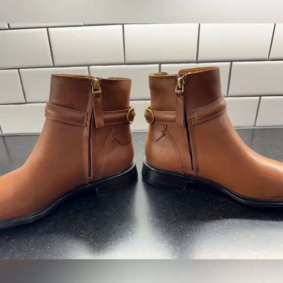Franco Sarto Elese Boot in Cognac women’s Size 6 New