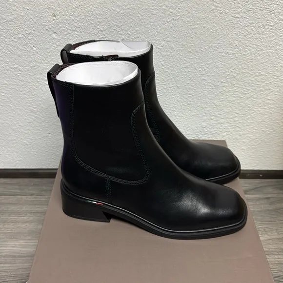 Franco Sarto Gracelyn Ankle Boot (WIDE)