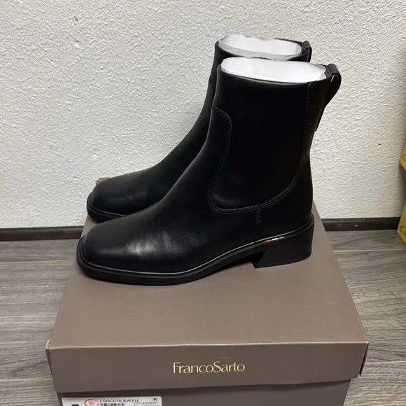 Franco Sarto Gracelyn Ankle Boot (WIDE)