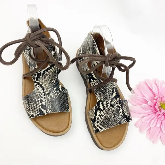 Free People Aubrey Wrap Leather Tie Platform Sandals Snakeskin