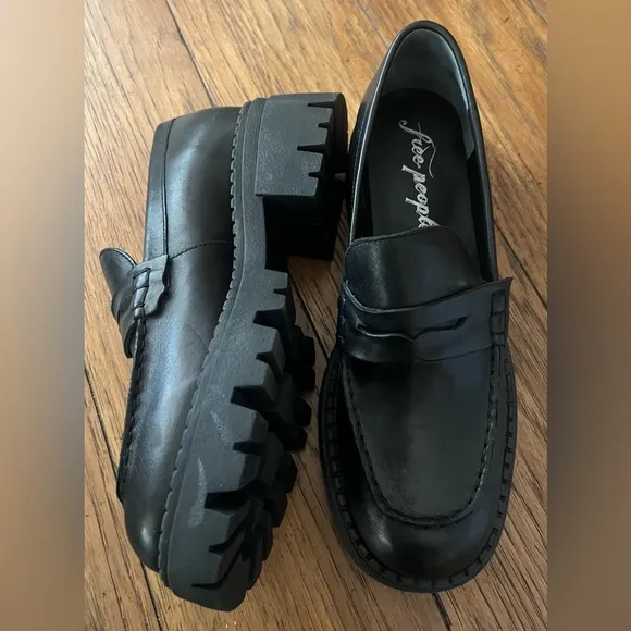Free People Black Lyra Lug Sole Loafer Shoes New 8.5
