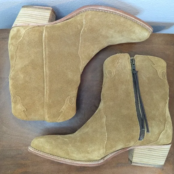 Free People Camel Tan Western Countryside Cowgirl Chic Festival Bootie 39 / 8.5