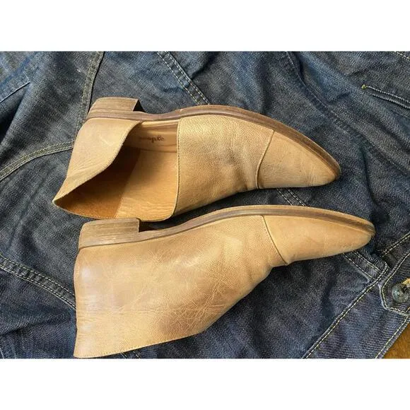 Free People Chic Cut-Out Leather Flats - sz 37