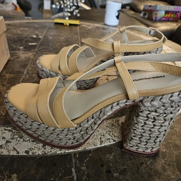 Free People Fahn Jute Platform Sandals Sz 10 New in box