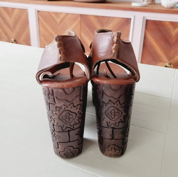 Free People Farrah Whiskey Leather Platform Lace Clog Sandals