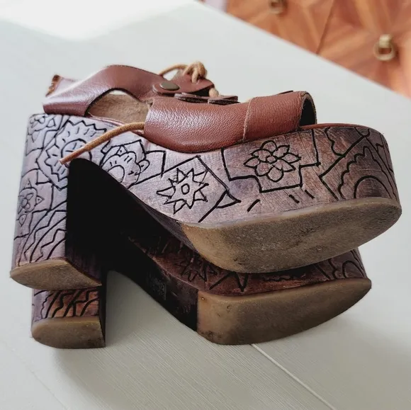 Free People Farrah Whiskey Leather Platform Lace Clog Sandals
