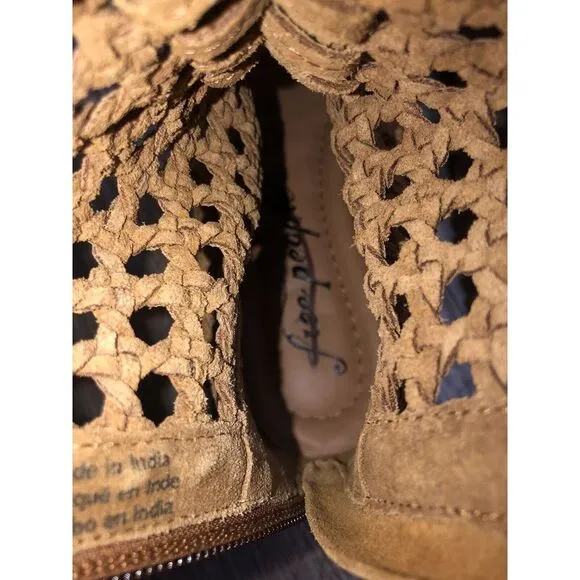 Free People Luca Lace Up Sandals Women's 6‎ Tan Woven Suede Boho Gladiator NIB