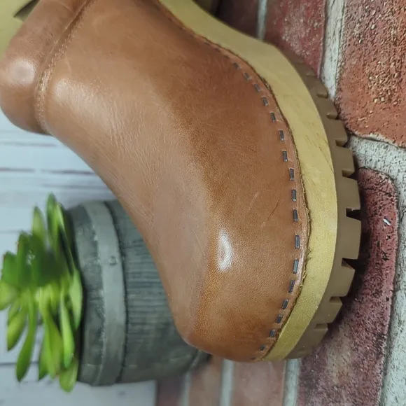 Free People Mia Karma Leather and Wood Clogs Cognac Women's 10