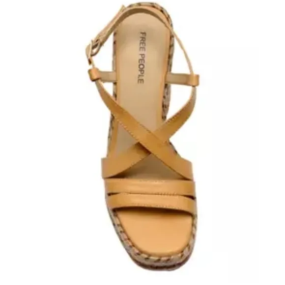 Free People New Platform Sandals. Size 7.
