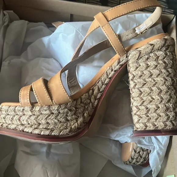 Free People New Platform Sandals. Size 7.