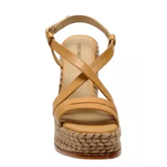 Free People New Platform Sandals. Size 7.