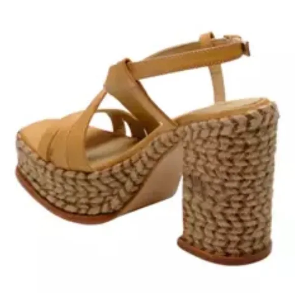 Free People New Platform Sandals. Size 7.