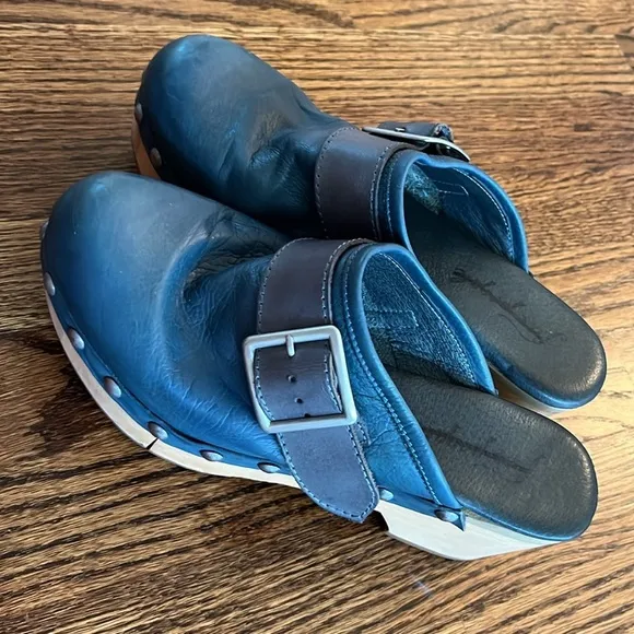 Free People Shoes Culver City ClogBlue with Wooden Heel Size 38 1/2