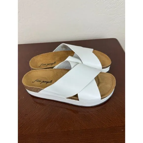 Free People Sidelines footbed White sandals Boho size 40/10