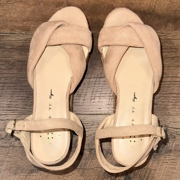 Free People Vegan Women's Tan Platform Sandals