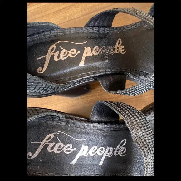 Free people platform shoes size 6