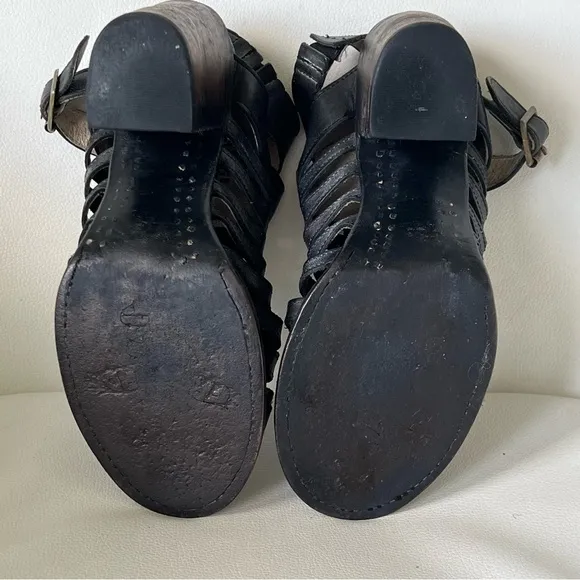 Freebird Bongo Distressed Bohemian Black/Gray Leather Sandals