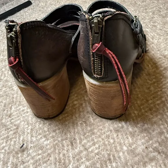 Freebird by Steven Ramsey Size 9 | Distressed Leather Strappy Heels