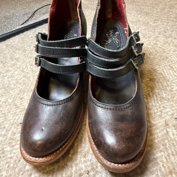 Freebird by Steven Ramsey Size 9 | Distressed Leather Strappy Heels
