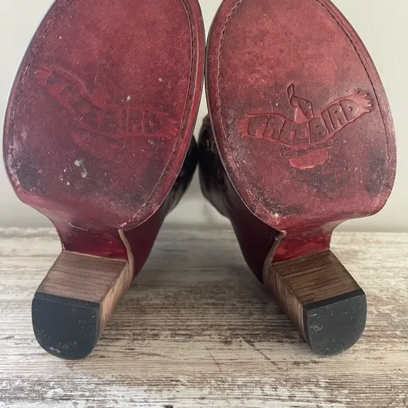 Freebird wine Borow, size 9