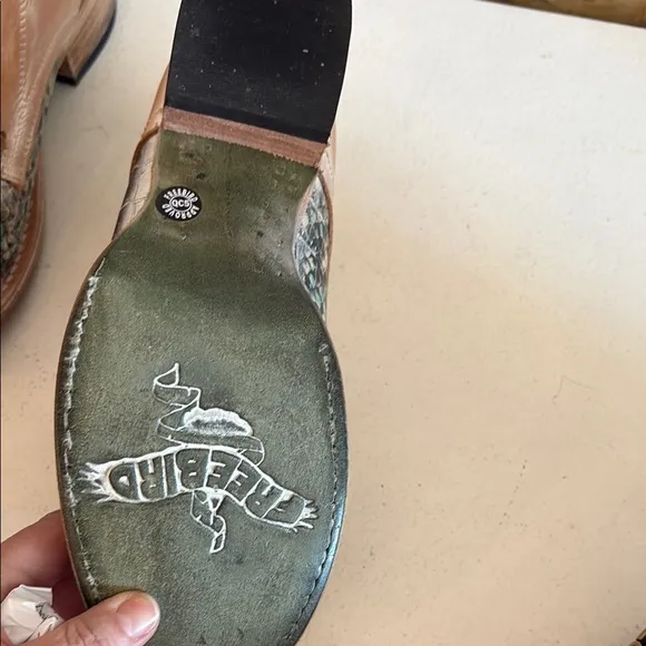 Freebird Women's Shoes